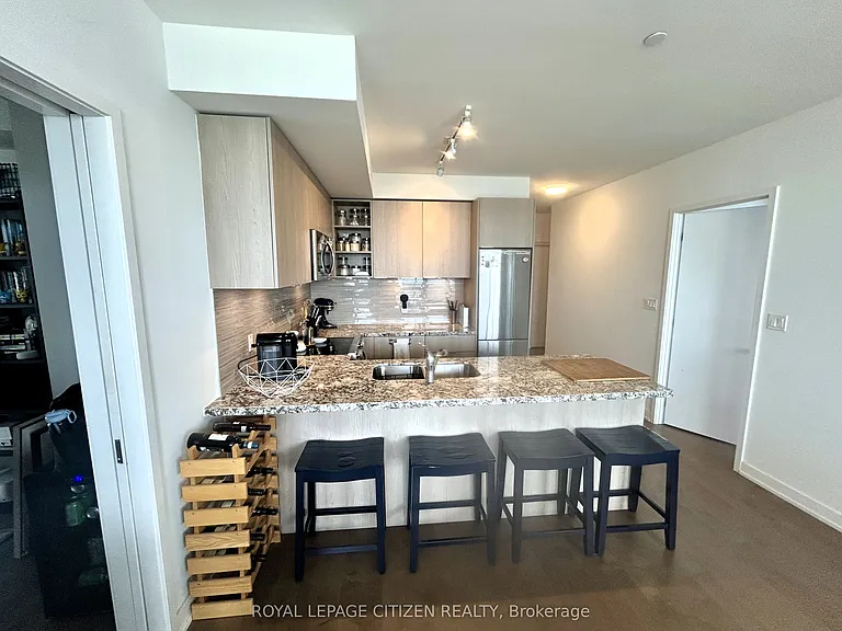 30 Ordnance St #2402 — Photo 13