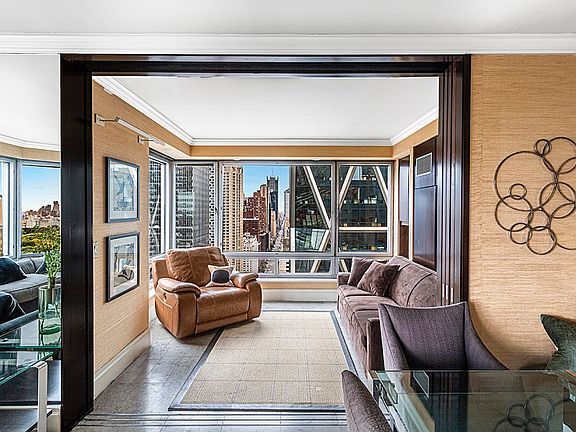 4th image of 301 W 57th St APT 26D