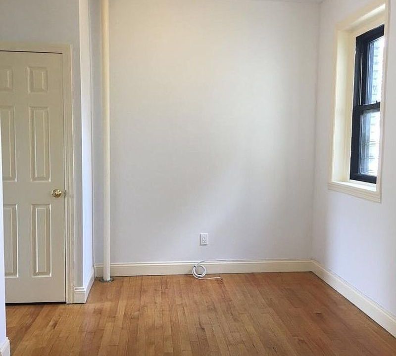 1st image of 2168 35th St APT 3E