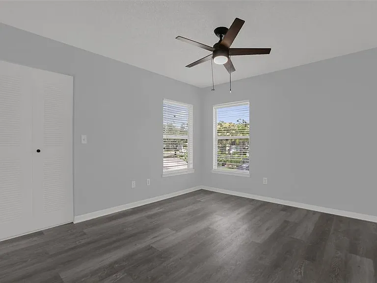 2508 Grassy Point Dr #202 — Photo 5