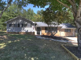 1594 Ridgeview Dr NW, Conyers, GA 30012