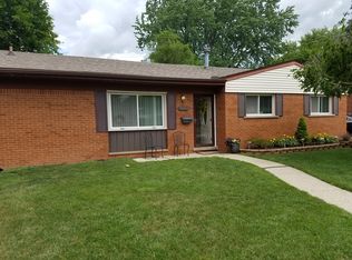 35676 Rolf St, Westland, MI 48186