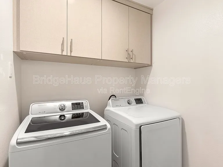 721 Shoreline Rd — Photo 32