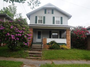 614 34th St, Beaver Falls, PA 15010