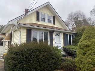 209 Beaver St, Franklin, MA 02038