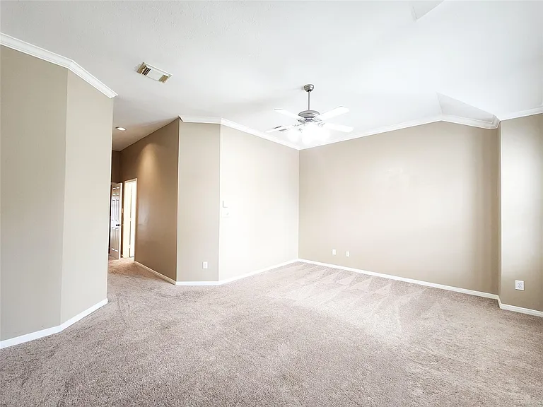 2637 W Dallas St — Photo 20