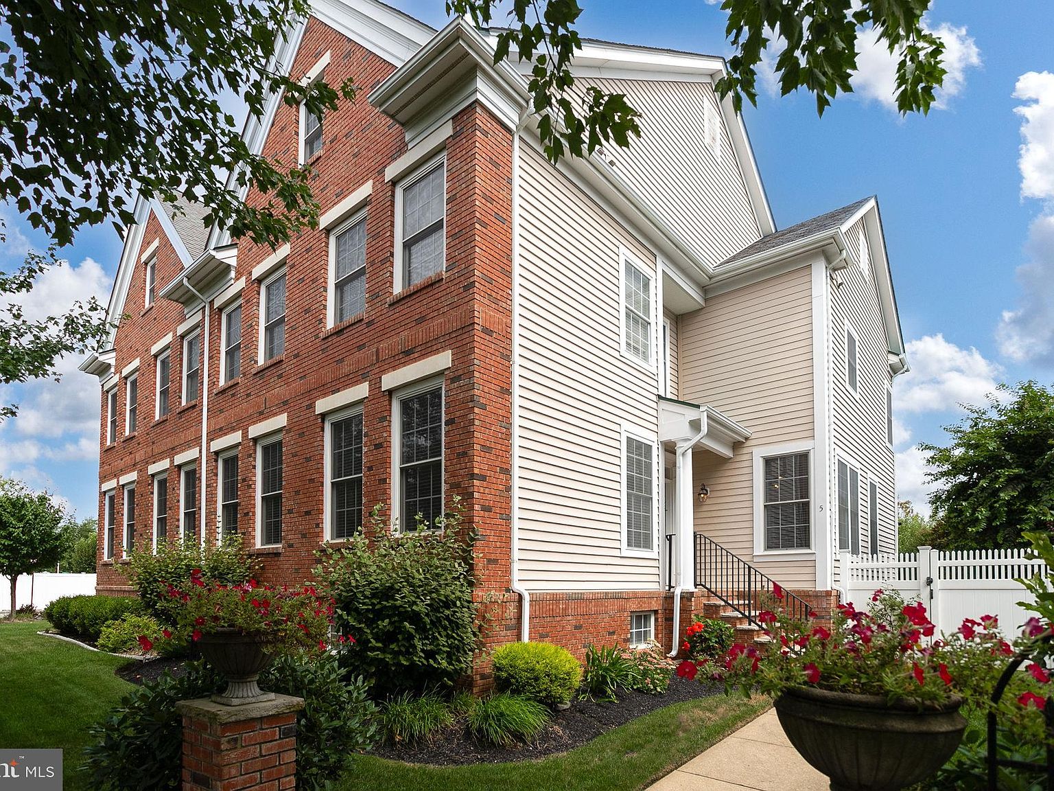 5 Hulse St, Robbinsville, NJ 08691 Zillow