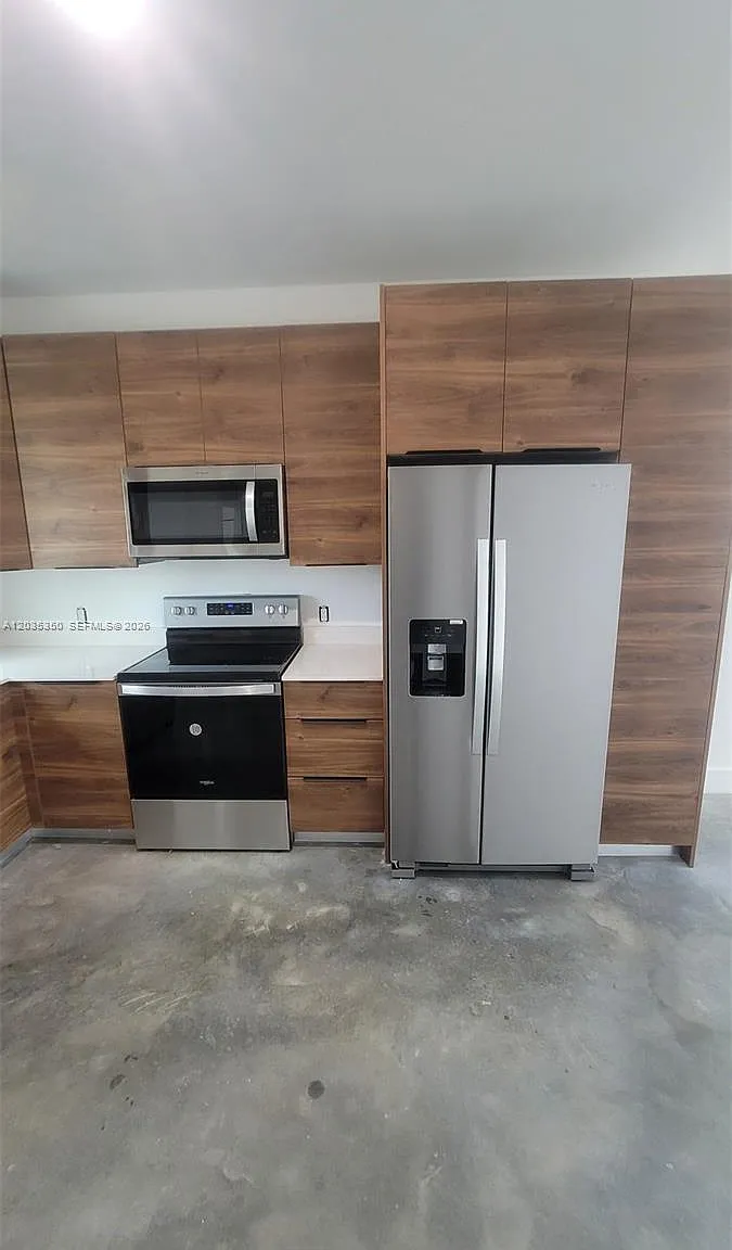 Para Villa Heights — Photo 2