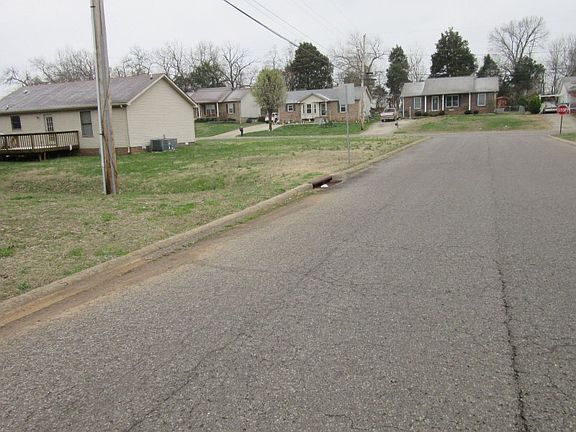 5th image of 2802 Nat Hoosier Ln