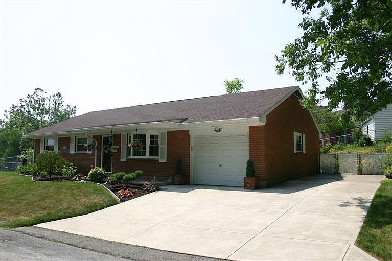 1st image of 1459 Gascho Dr