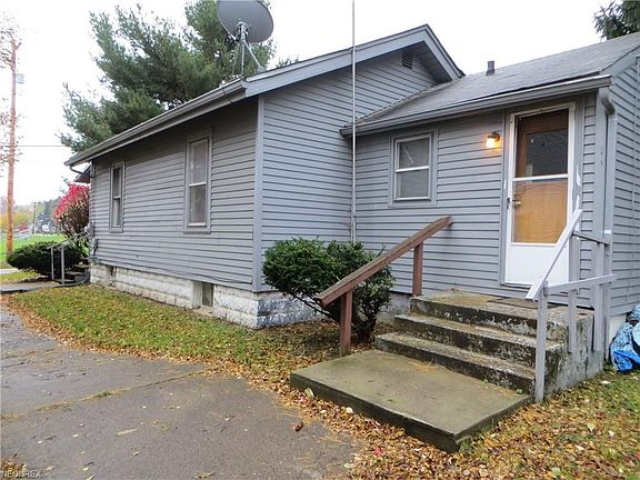 5th image of 1707 Spangler St NE