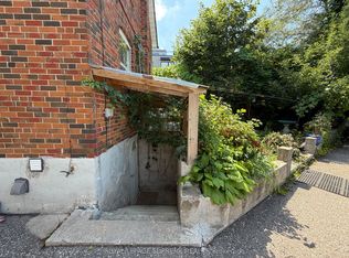 1074 Briar Hill Ave #BASEMENT, Toronto, ON M6B1M7