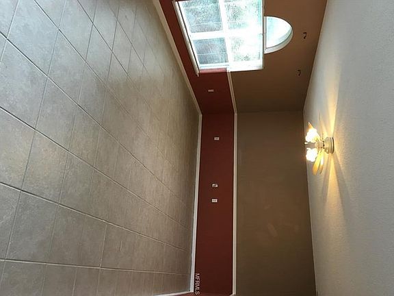 3rd image of 3519 Stonefield Dr