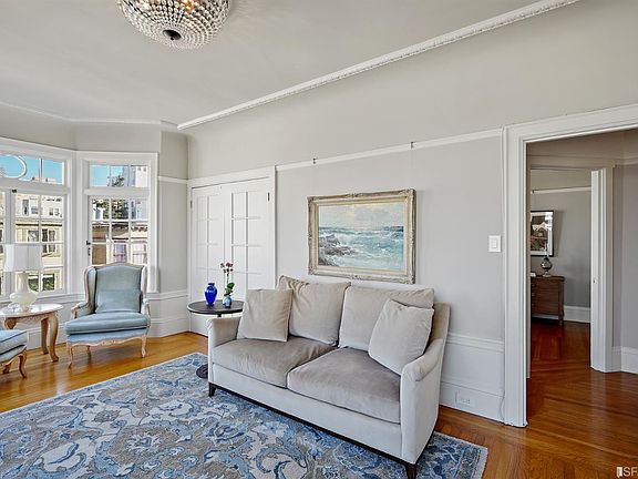 3rd image of 1341 Union St APT 11