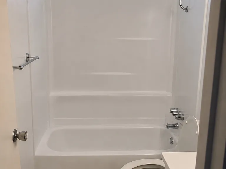 3485 Columbia Ave — Photo 3