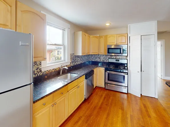 367 Dorchester St, Boston, MA