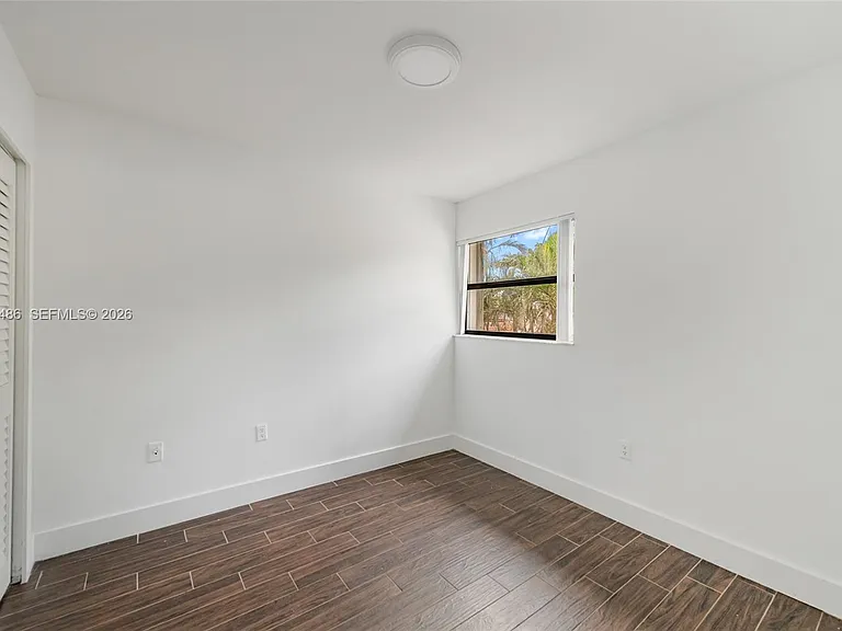6768 SW 104th Ave — Photo 25