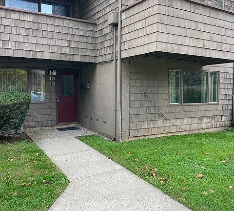 2nd image of 139 Towne House Road #139