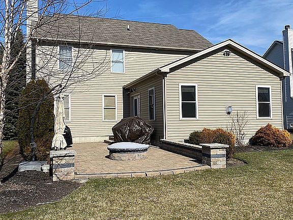 Paver patio with gas firepit