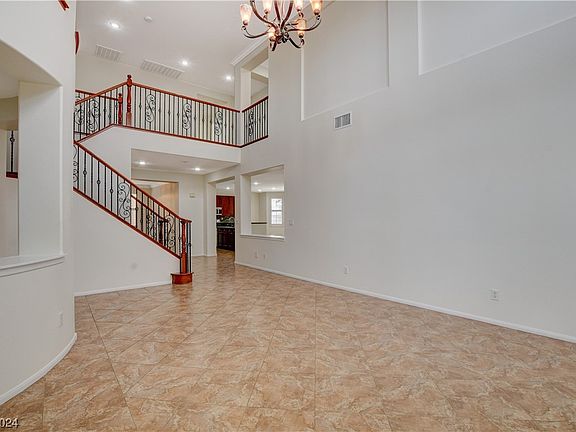 3rd image of 8453 Brackenfield Ave