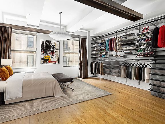 3rd image of 15 Broad St APT 2028
