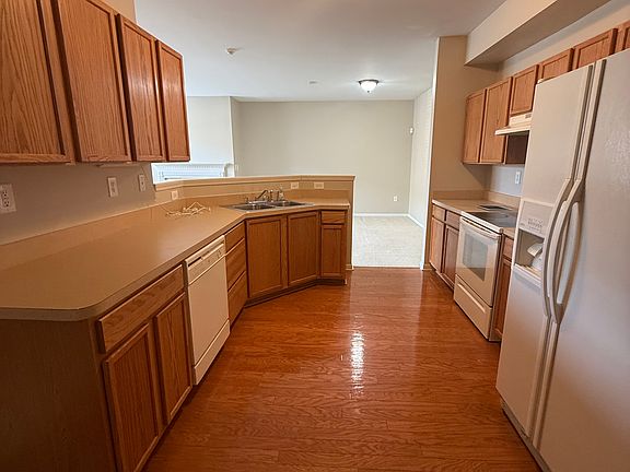 5th image of 47963 Cardiff Ave #117