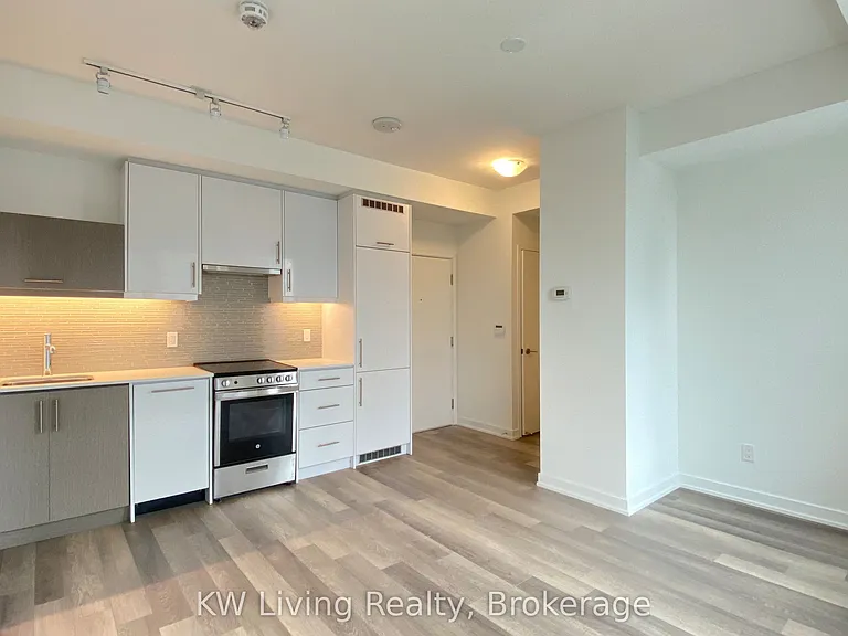 181 Huron St #1404 — Photo 5