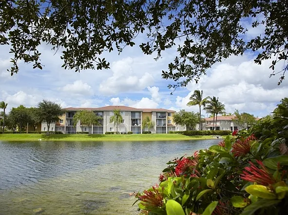 Camden Doral — Photo 28