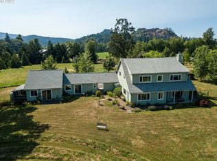 82233 Rattlesnake Rd, Dexter, OR 97431