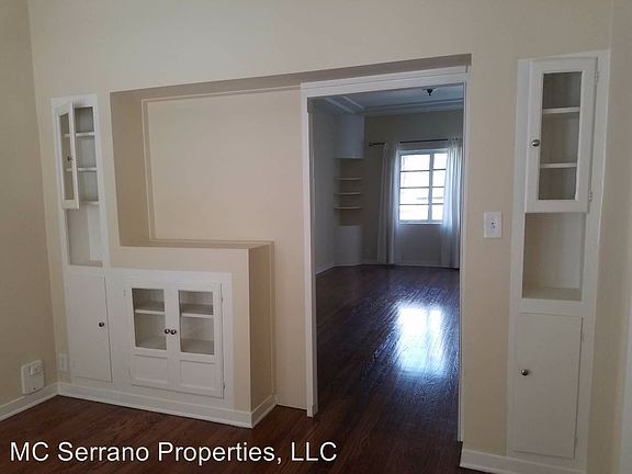 3rd image of 909 S Serrano Ave APT 11