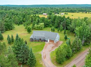 36689 River Rd, Chassell, MI 49916