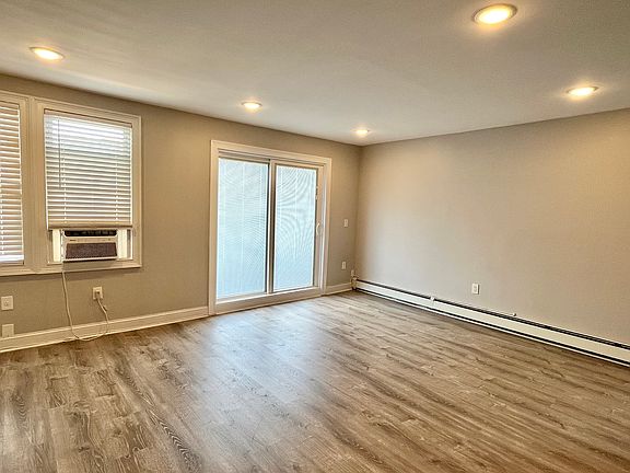 3rd image of 36 Lawton Ave