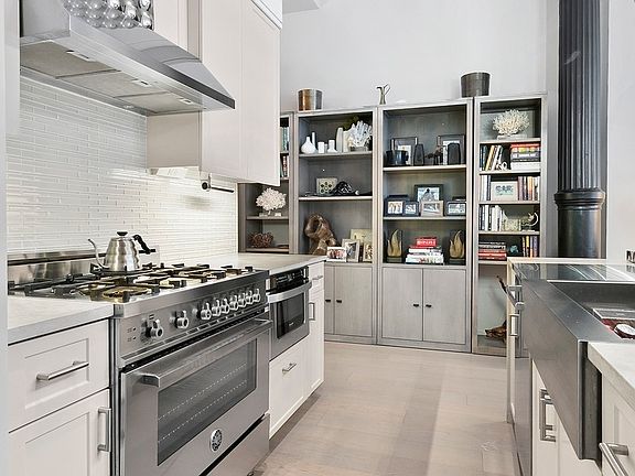 4th image of 63 Greene St APT 2A