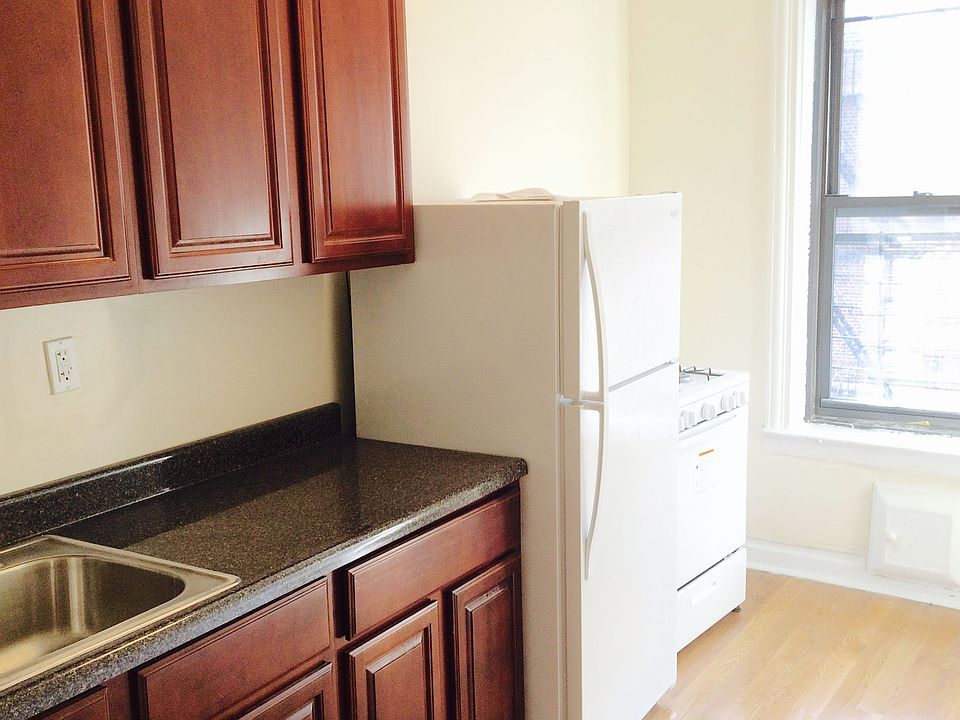 1st image of 351 E 21st St APT 2D