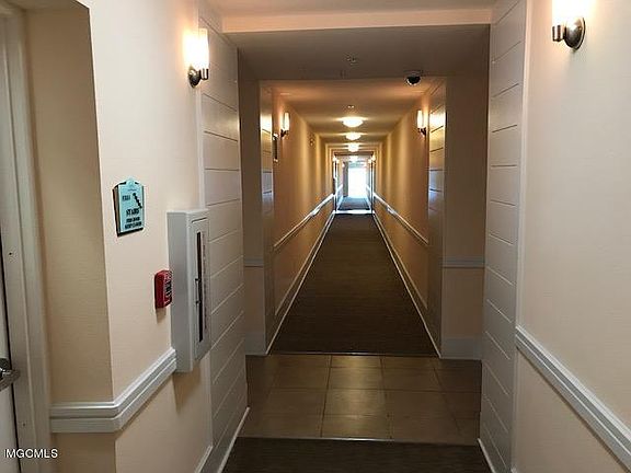 2nd image of 2060 Beach Blvd