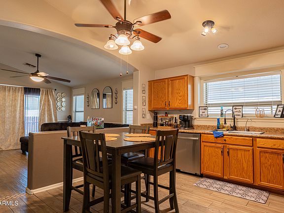 4th image of 40853 W SANDERS Way