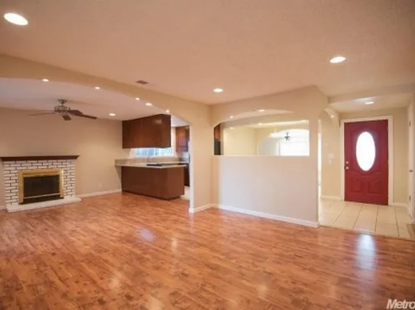 5921 Hillsdale Blvd, Sacramento, CA 95842