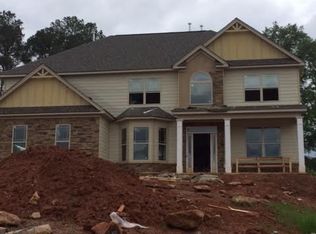 195 Susan Ln, Fayetteville, GA 30215