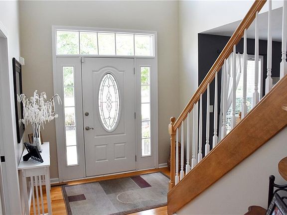 3rd image of 8805 Emmons Mercantile