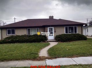 123 Andrew Ave, Neenah, WI 54956