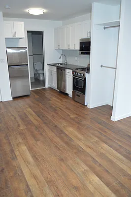 Rented by OvCo Realty | media 26