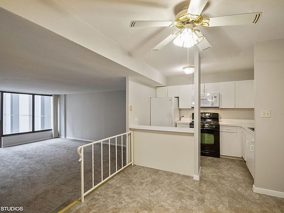 2nd image of 230 E Ontario St APT 1801