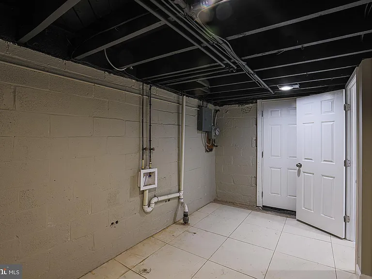 2454 Terra Firma Rd — Photo 35