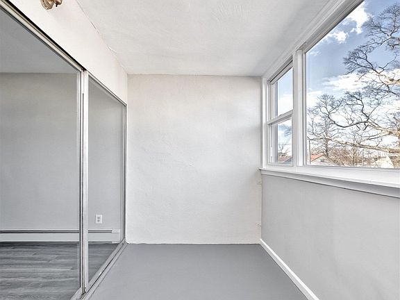 5th image of 222 Smith Street #3C
