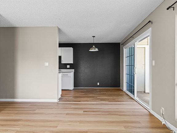 5th image of 46-1069 Emepela Way APT 3U