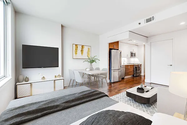 Rented by 843 Lexington Holdings LLC | media 13