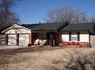 305 Brentwood Dr, Edmond, OK 73013