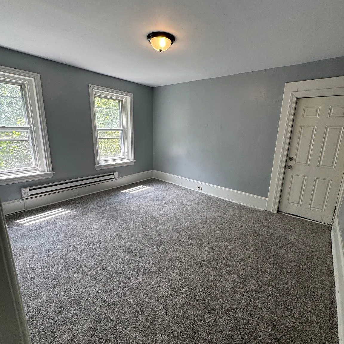 2 bed, 1.0 bath, $1,500 — Photo 3
