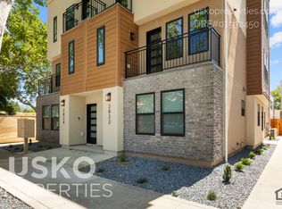 2822 D St, Sacramento, CA 95816