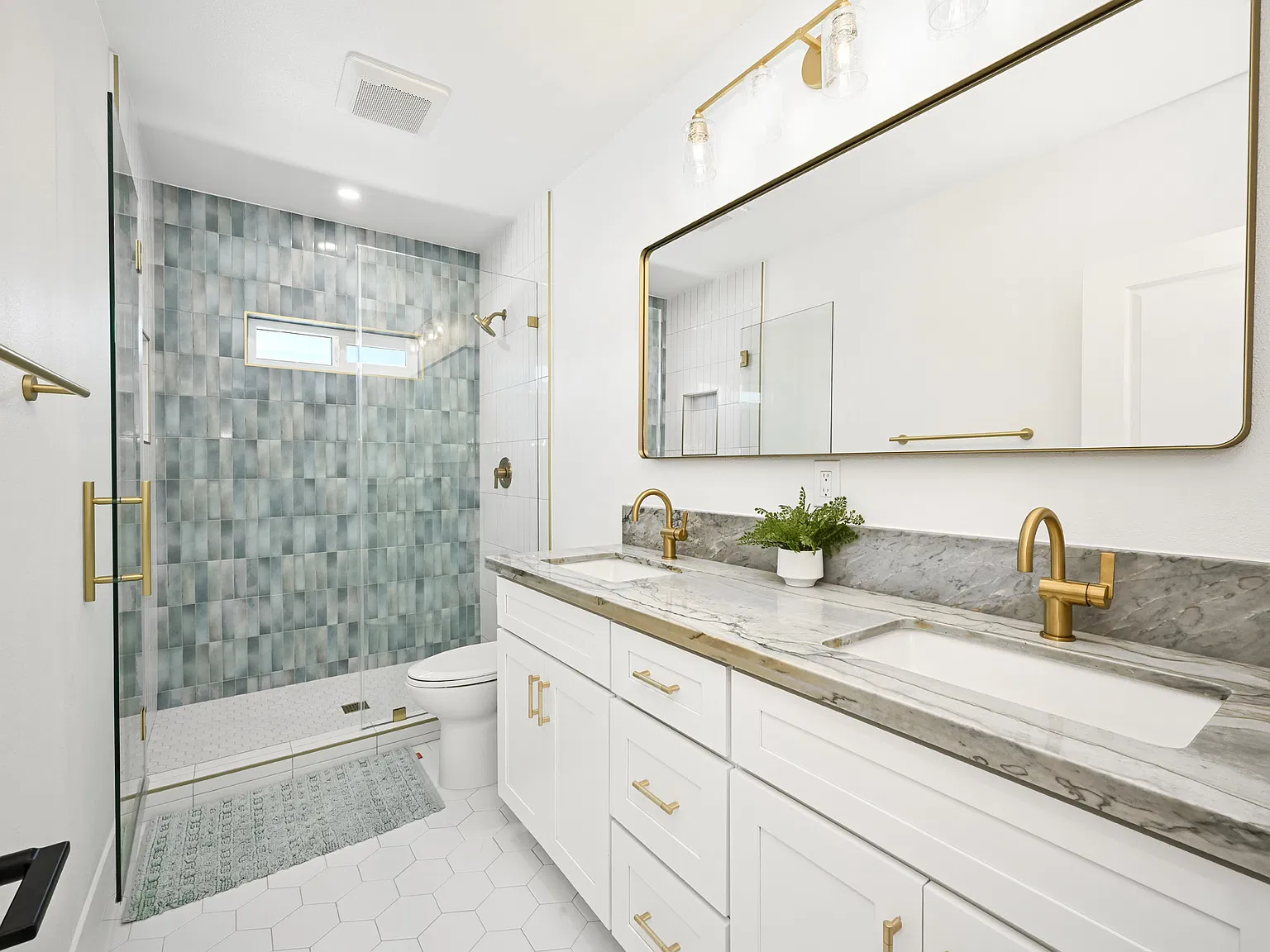 3 bed, $7,195 — Photo 4